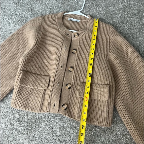Tan Ribbed Button-Up Cardigan - Picture 6 of 11